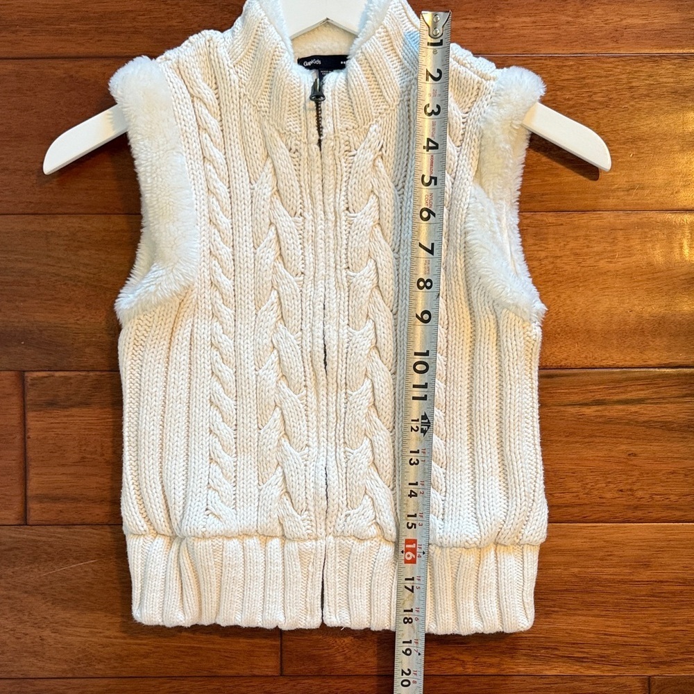 Gap Kids Cream Cable Knit Sweater Vest Size L (10) - Picture 7 of 7